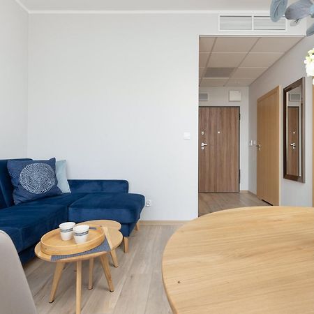 Business Center Apartments Warsaw Wola By Noclegi Renters Extérieur photo