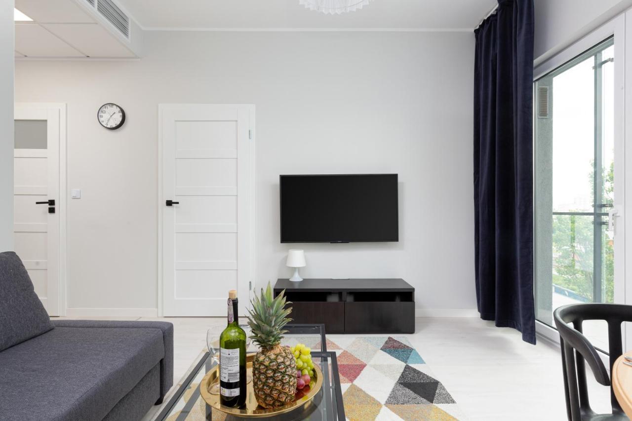 Business Center Apartments Warsaw Wola By Noclegi Renters Extérieur photo