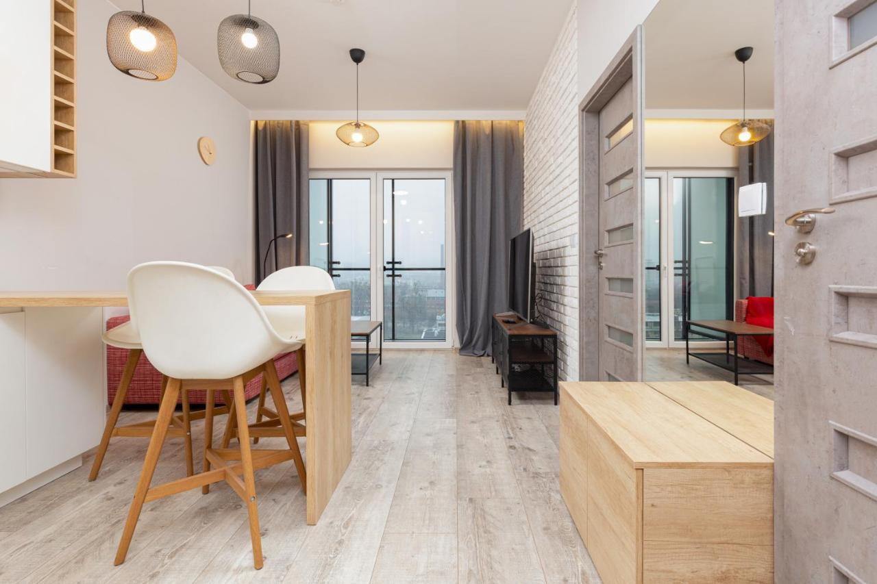 Business Center Apartments Warsaw Wola By Noclegi Renters Extérieur photo