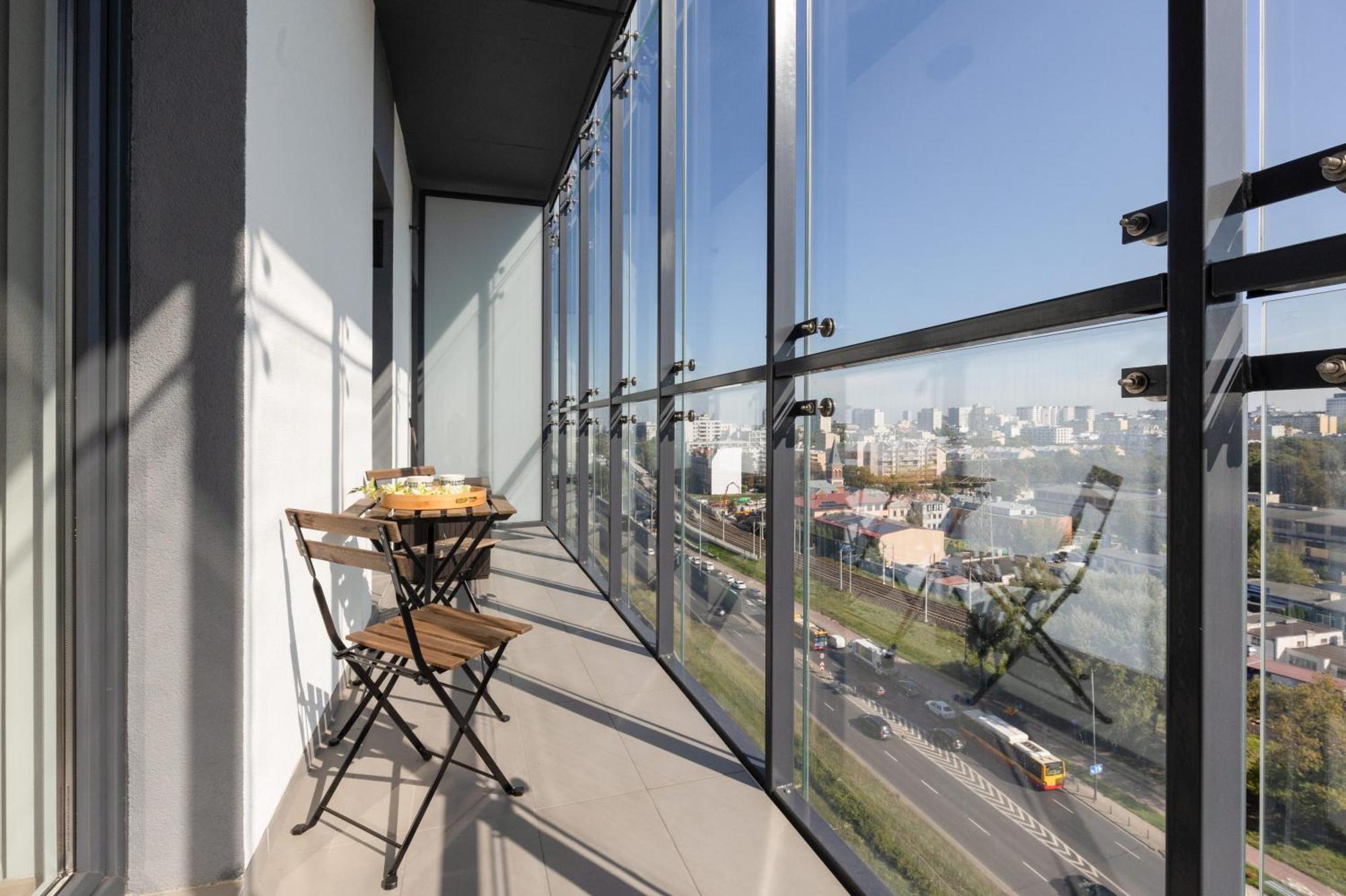 Business Center Apartments Warsaw Wola By Noclegi Renters Extérieur photo